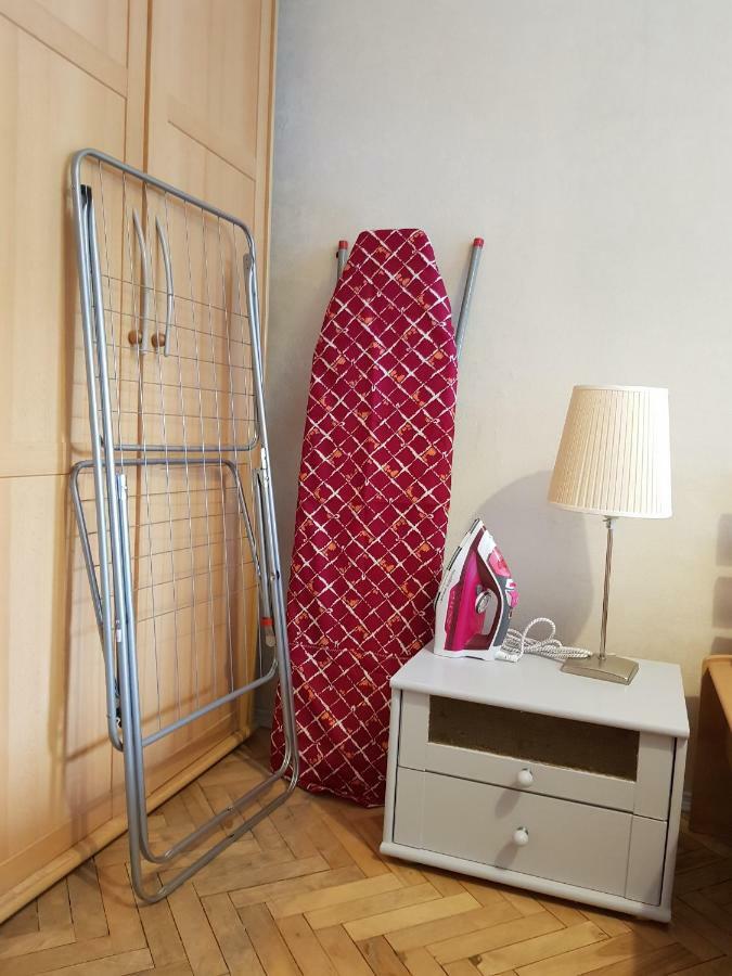 Sunflower Apartment Near Kiev Airport & Railway Station & Center City! Ngoại thất bức ảnh